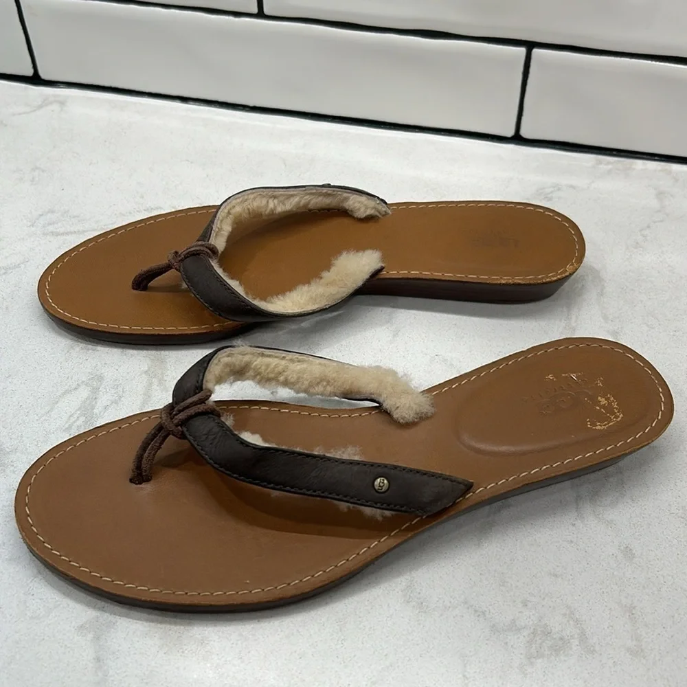 Ugg Fur Flip Wooden Bottom Flops Women’s Size 8